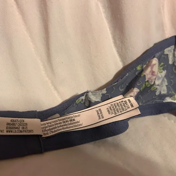 Victoria's Secret Lined Demi 38D Floral Pattern Bra - Picture 4 of 4